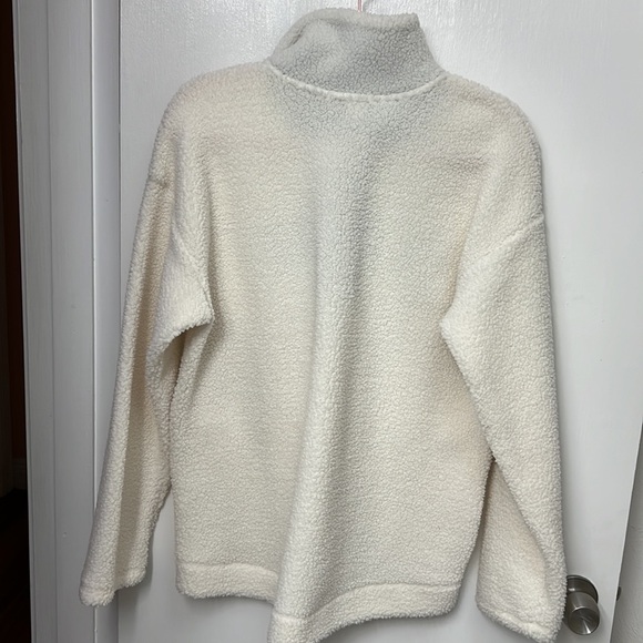 Old Navy 3/4 zip cream colored thick fleece size large Navy blue collar - Picture 2 of 8